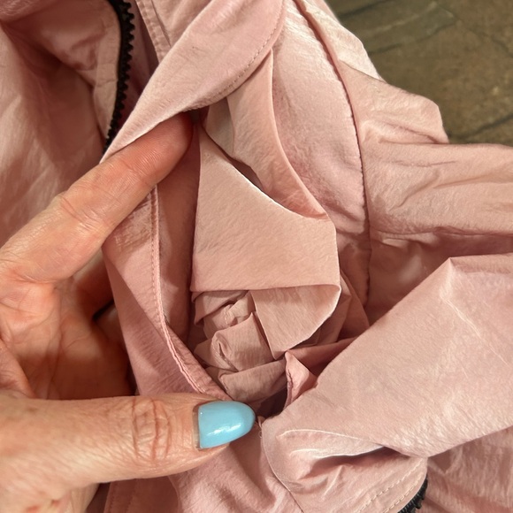 Stylish hooded windbreaker by VS Pink - Picture 3 of 8